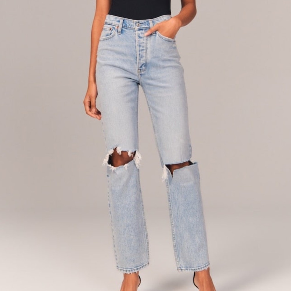 A&F High Rise Jeans in Long 💚